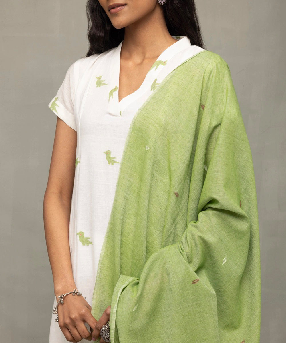 Ivory sage green bird motif jamdani kurta set with dupatta