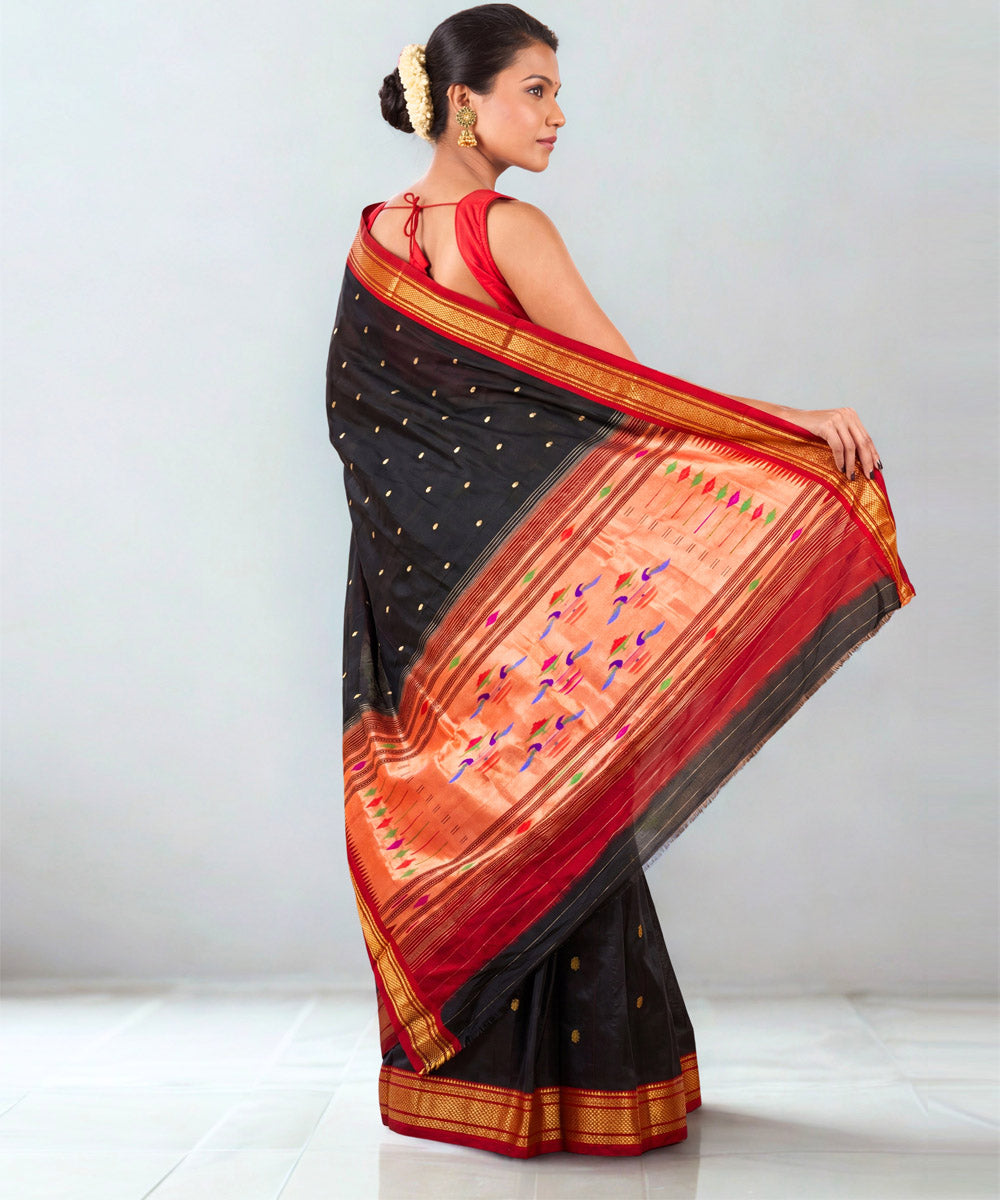 Black maroon Cotton Handloom Paithani Saree