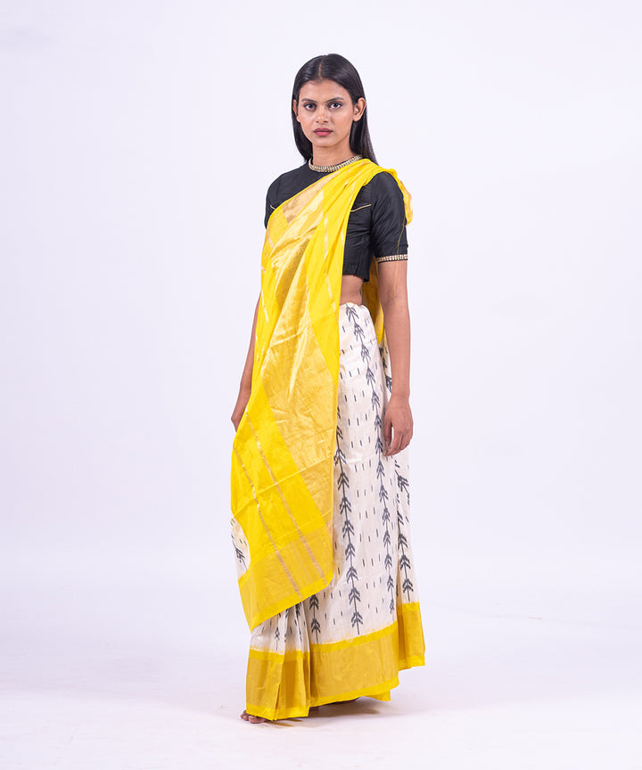 Cream yellow handwoven pochampally ikat saree