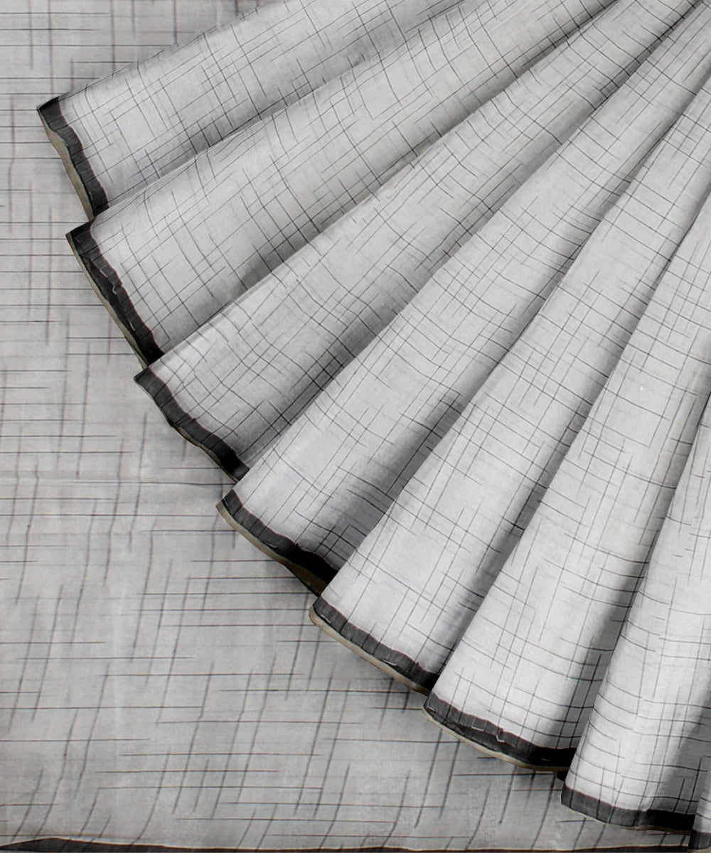 White handloom bengal cotton saree