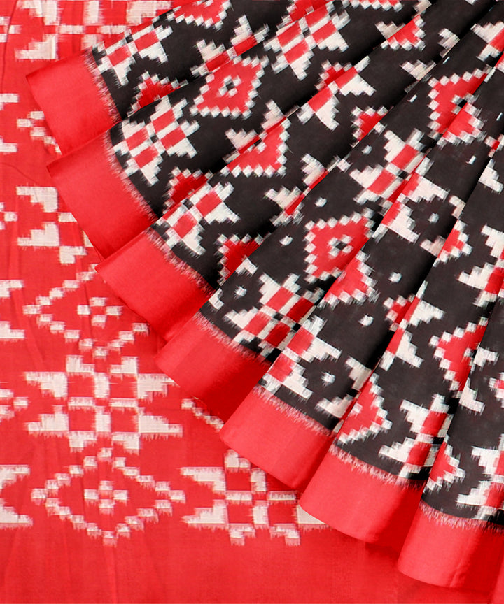 Black red teliarumal handwoven cotton pochampally ikat saree