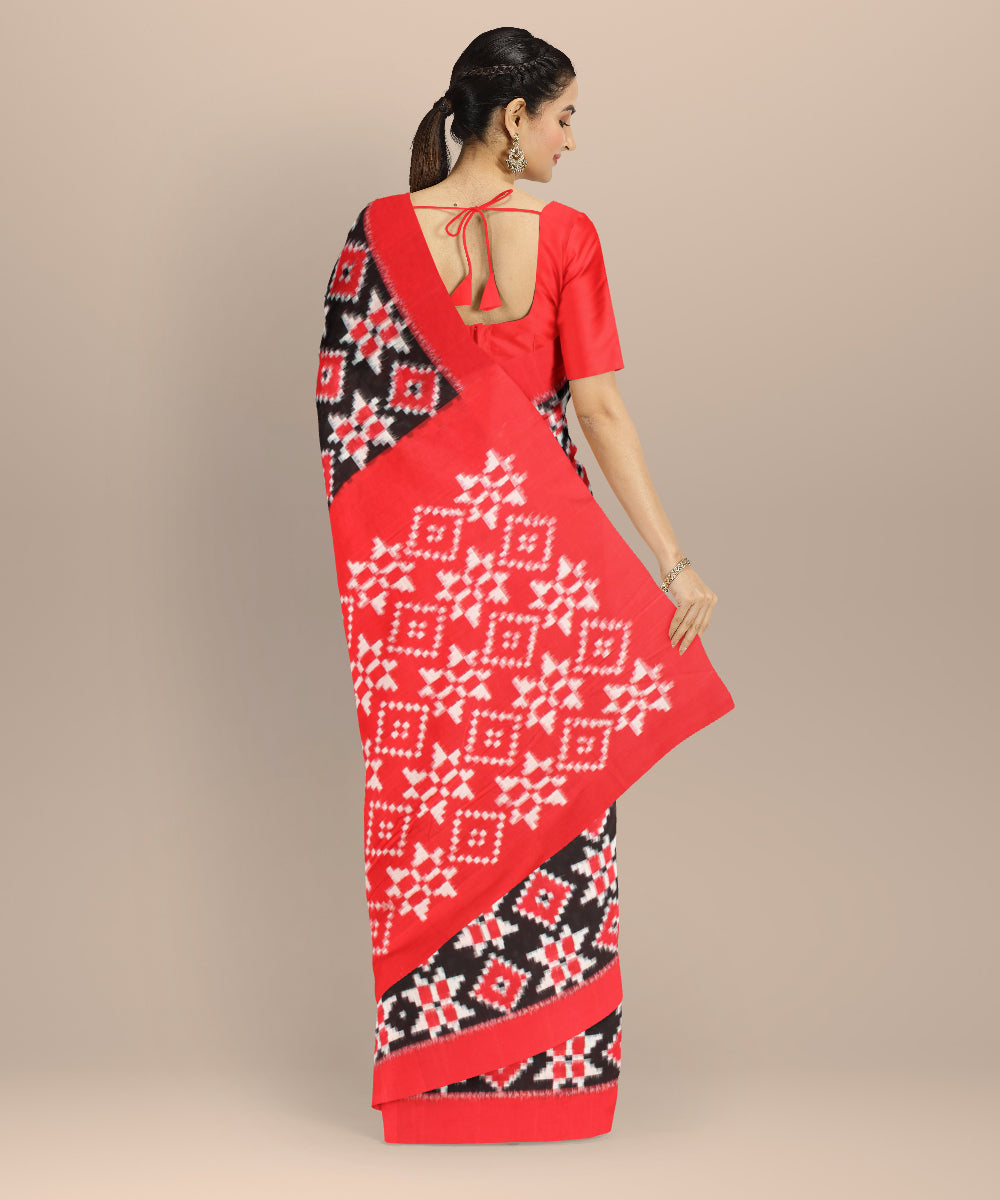 Black red teliarumal handwoven cotton pochampally ikat saree