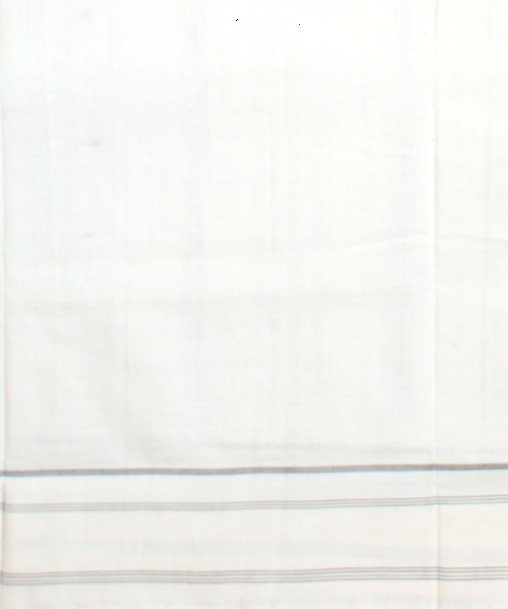 Black offwhite teliarumal cotton handwoven pochampally ikat saree