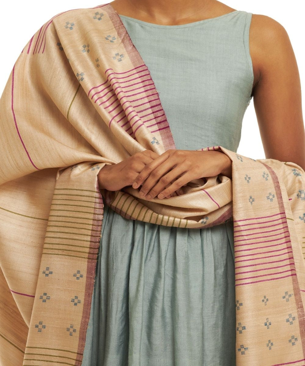 Off white tussar silk handwoven kosa dupatta