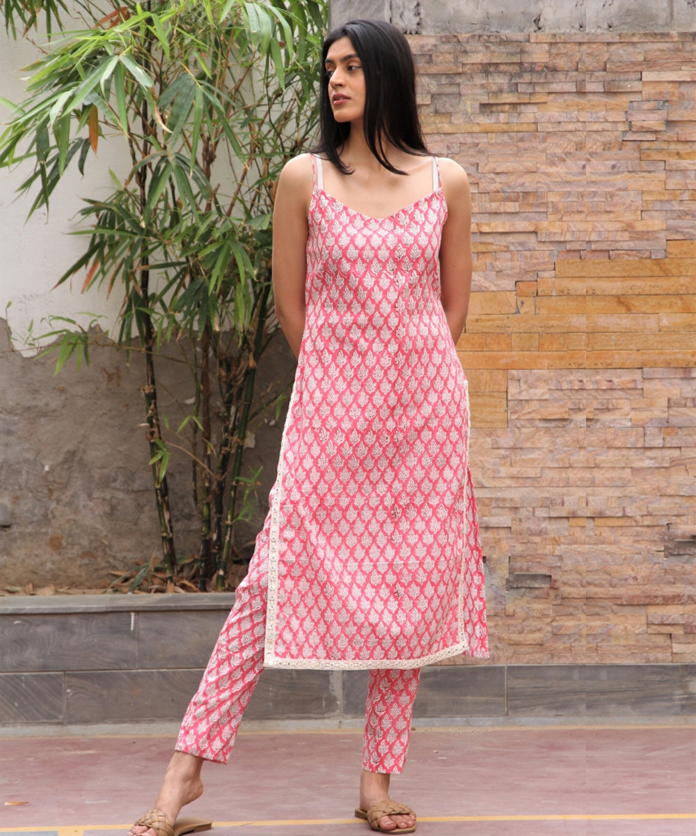 Pink hand block printed cotton lurex kurta with pants- set of 2