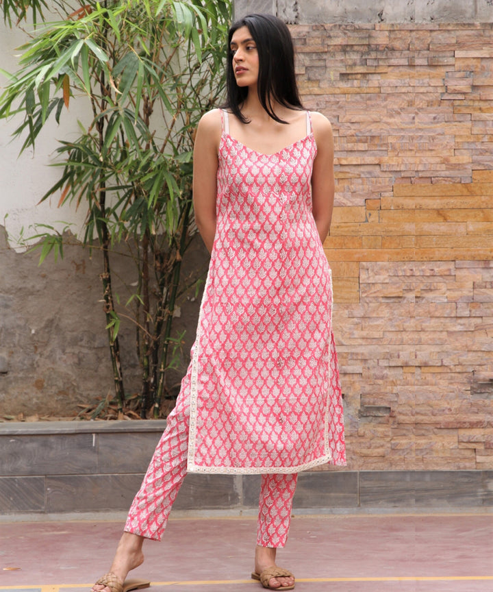 Pink hand block printed cotton lurex kurta with pants- set of 2