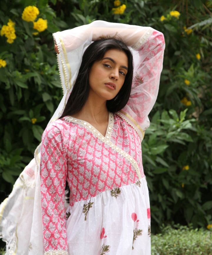 White hand block printed cotton dobby suit- set of 3