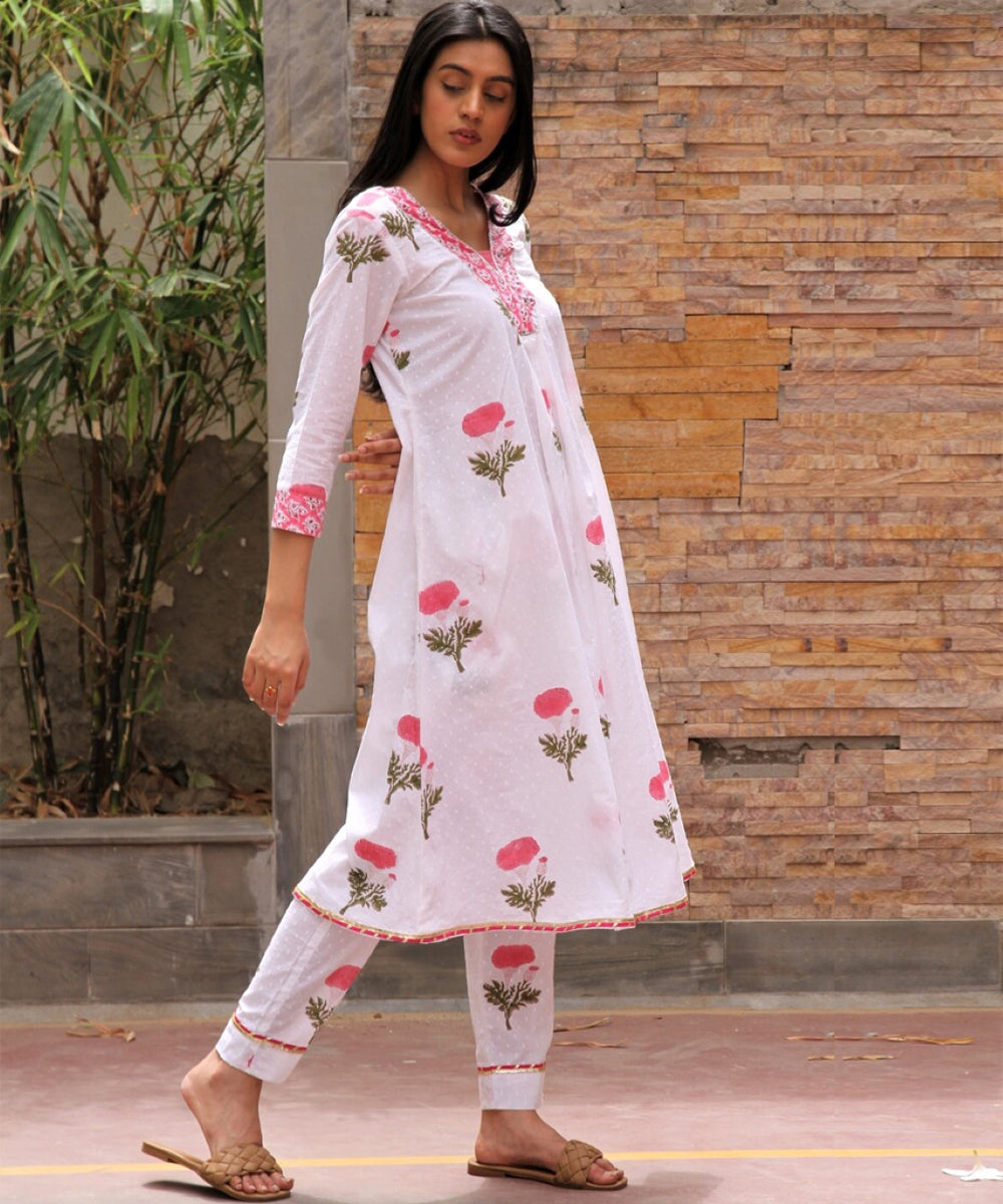 White red hand block printed cotton dobby suit- set of 3