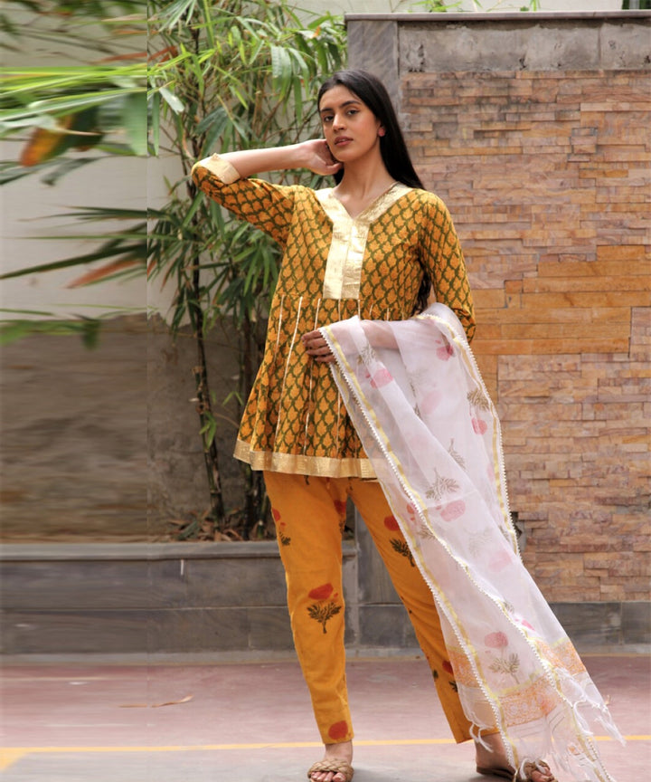 Green hand block printed cotton dobby suit- set of 3