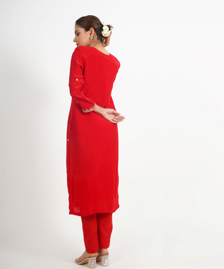 Red motimahal hand embroidered silk crepe womens suit- set of 3