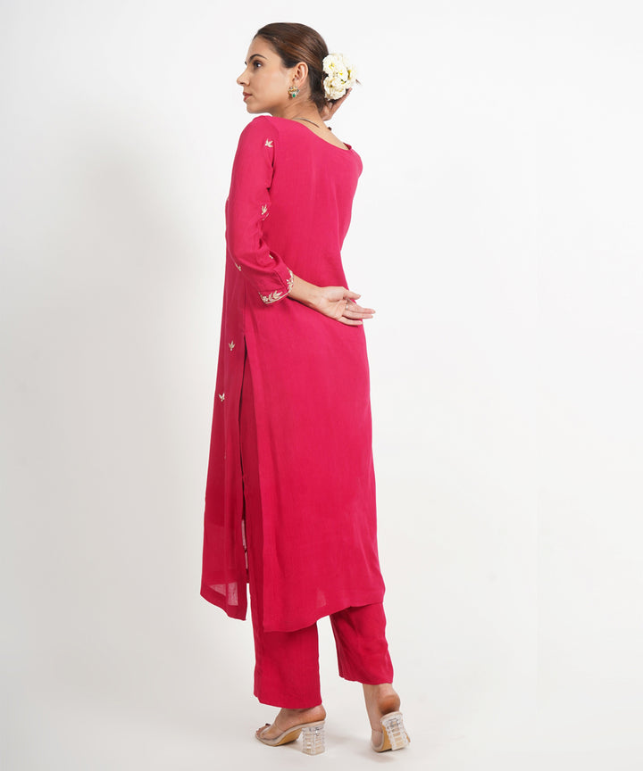 Red patrika gate hand embroidered silk crepe womens suit- set of 3