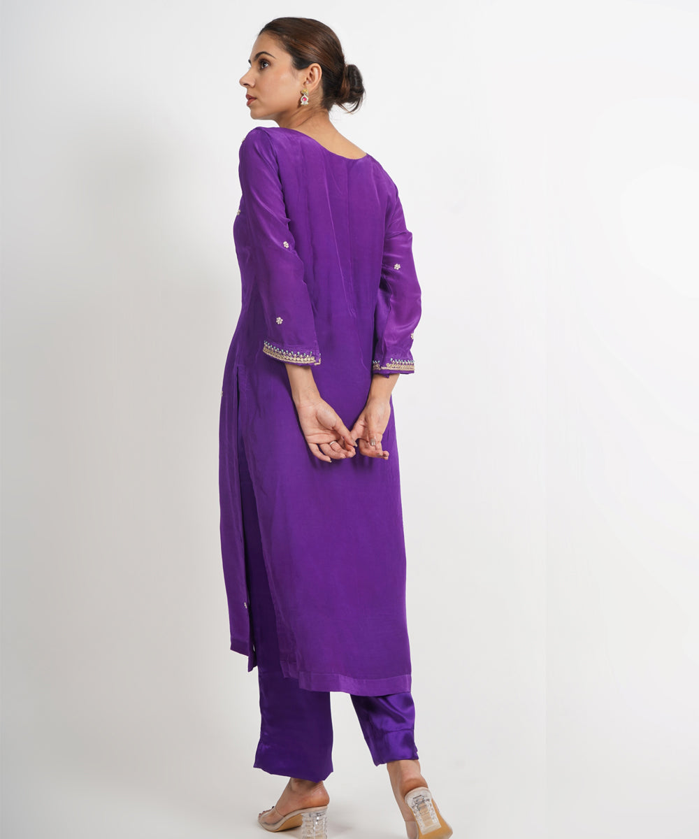 Purple jharokha hand embroidered silk crepe womens suit- set of 3