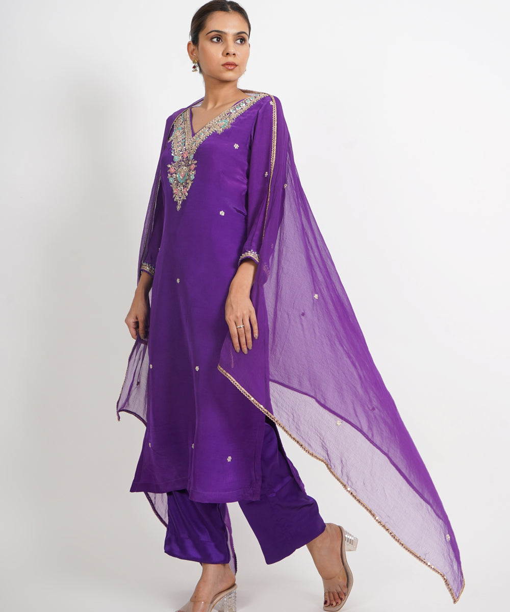 Purple jharokha hand embroidered silk crepe womens suit- set of 3
