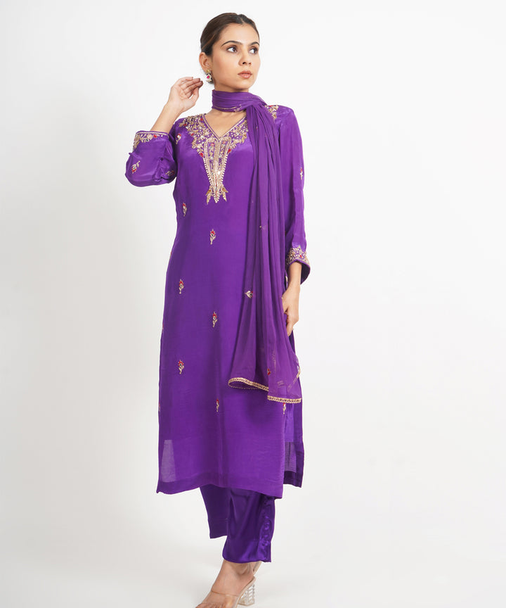 Purple kesar baag hand embroidered silk crepe womens suit- set of 3