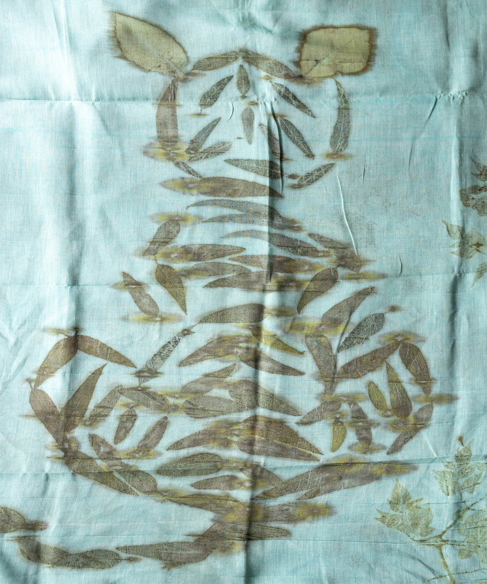Soft indigo blue dyed liquid extracts of indigo cotton print saree