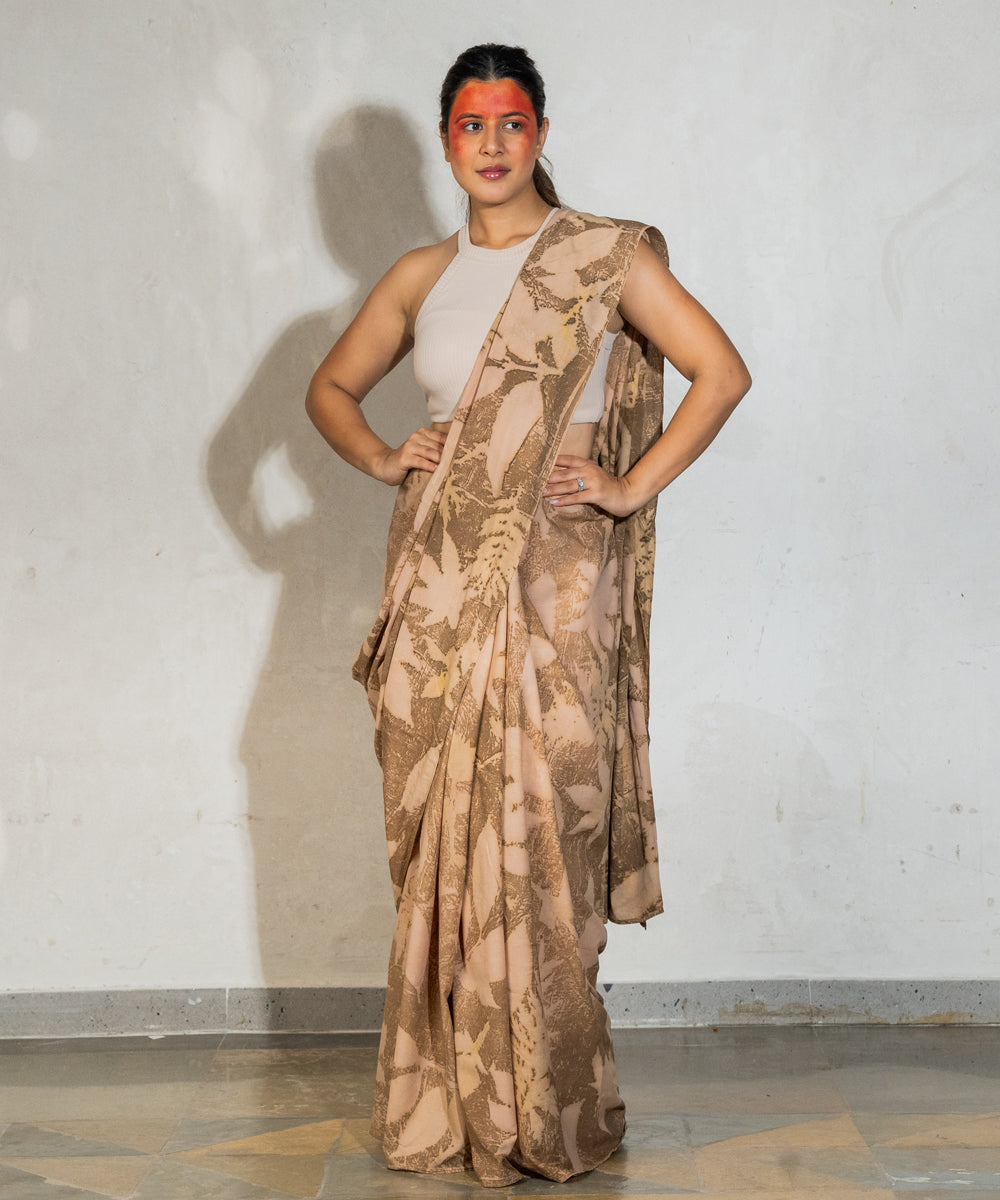 Soft mocha brown hand dye coffee chikori powder cotton bio print saree
