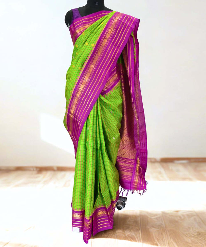 Parrot green handloom checks silk gadwal saree