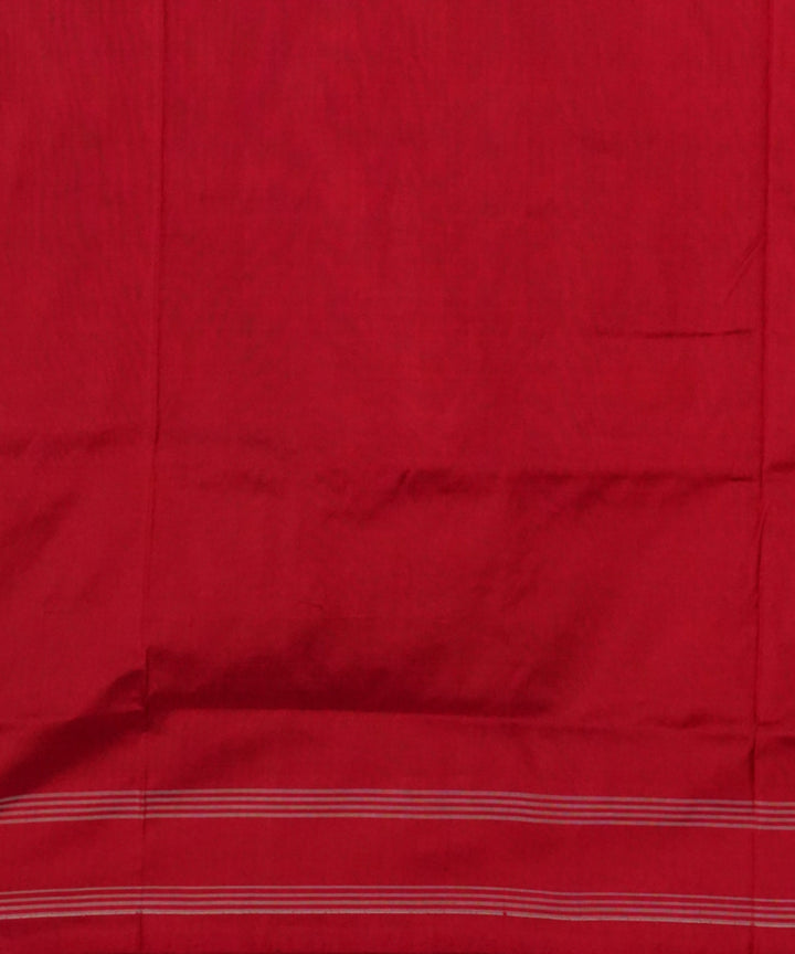 White red pochampally ikat silk handloom saree