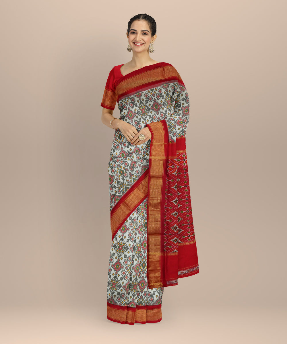 White red pochampally silk handloom saree