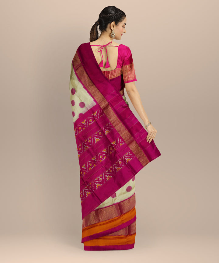 White majenta handloom pochampally ikat silk saree