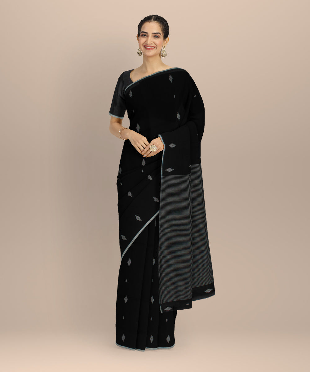 Black white handwoven cotton jamdani saree