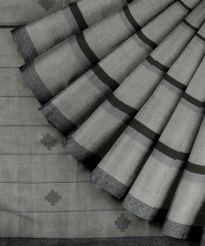 Grey striped handwoven cotton jamdani saree