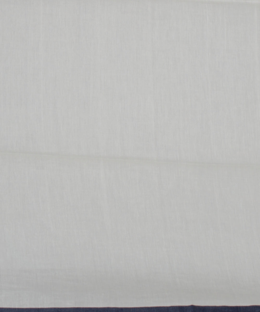 White off white handwoven cotton jamdani saree