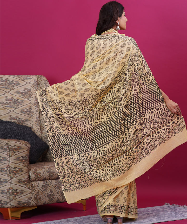 Light yellow black hand block sanganeri printed cotton saree