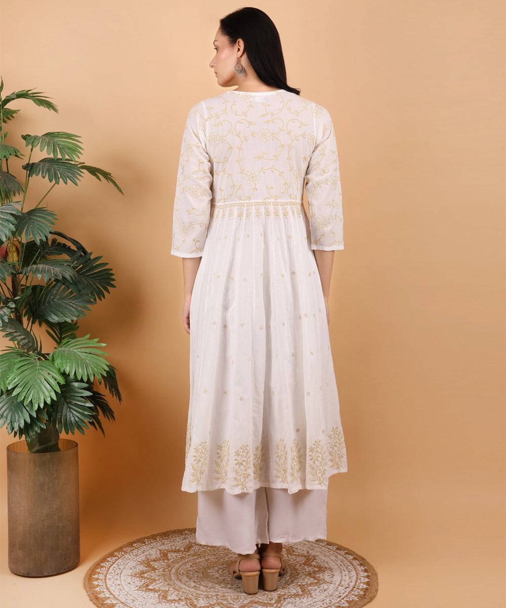 Women white hand embroidered chikankari shrug