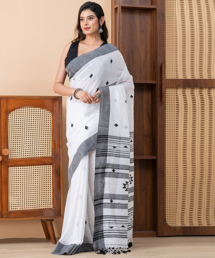 White grey border khadi cotton handloom jamdani saree with tassels
