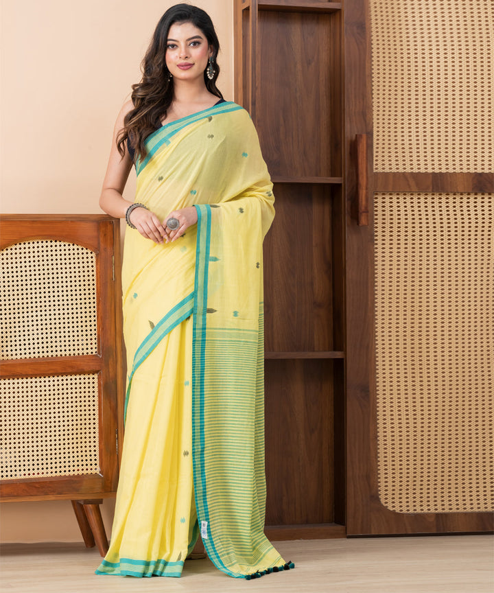 Yellow light yellow mul cotton handloom jamdani saree with tassels