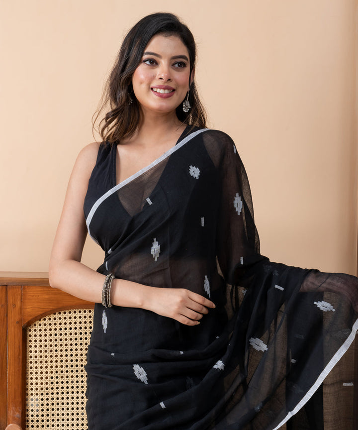 Black off white mul cotton handloom jamdani saree
