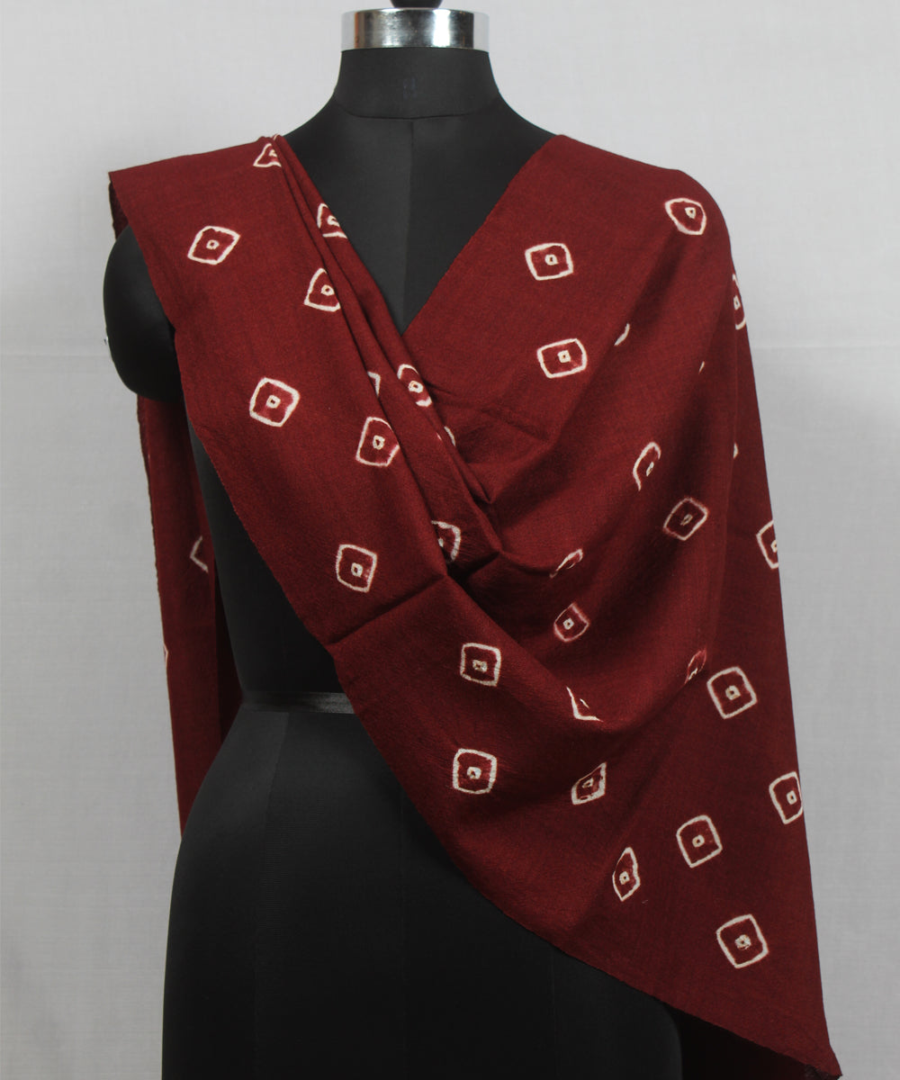 Maroon white handloom wool bhujodi stole