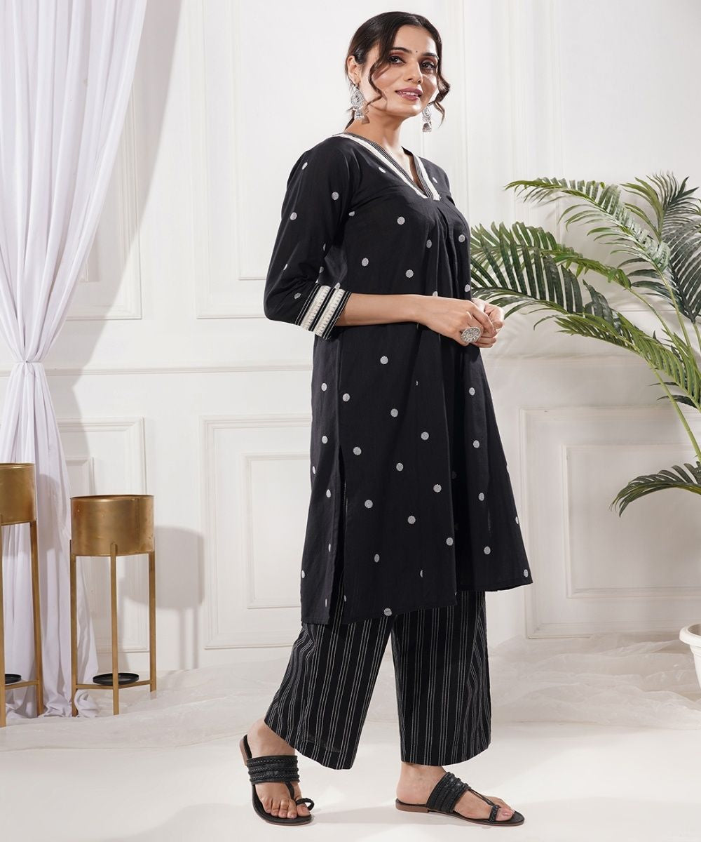 Rajni blacka-line cotton kurta
