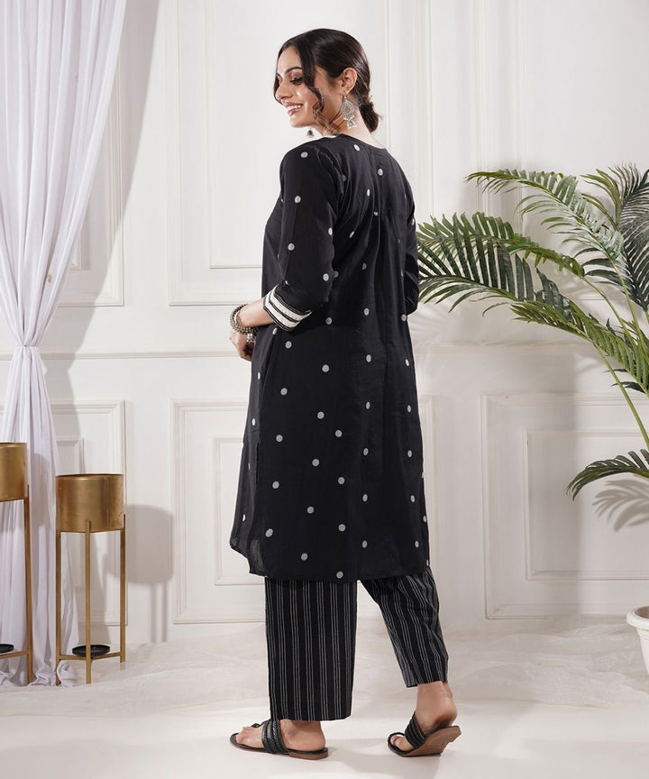 Rajni blacka-line cotton kurta
