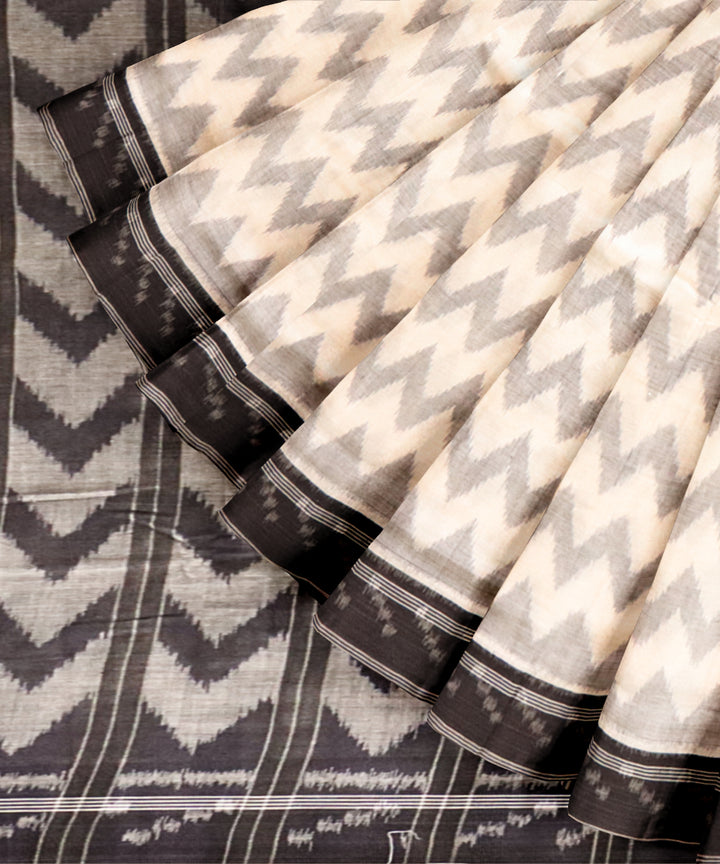 White black handloom cotton nuapatna saree