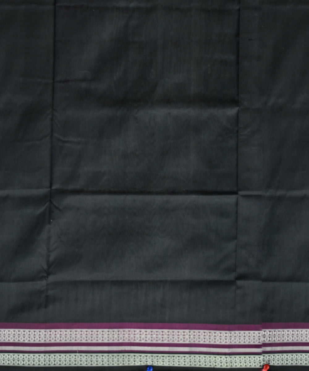 White black silk handloom bomkai saree