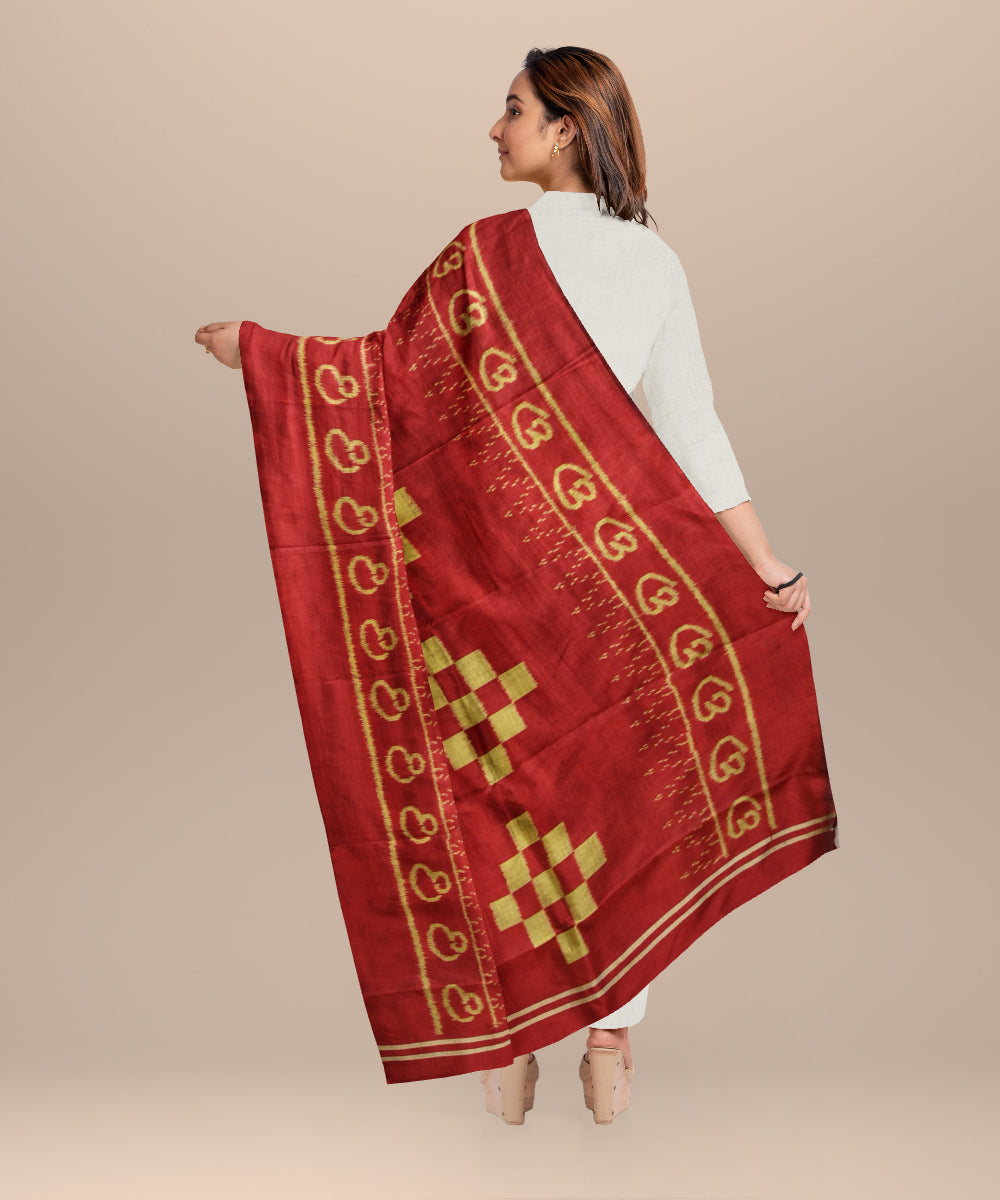 Maroon golden silk handloom sambalpuri stole