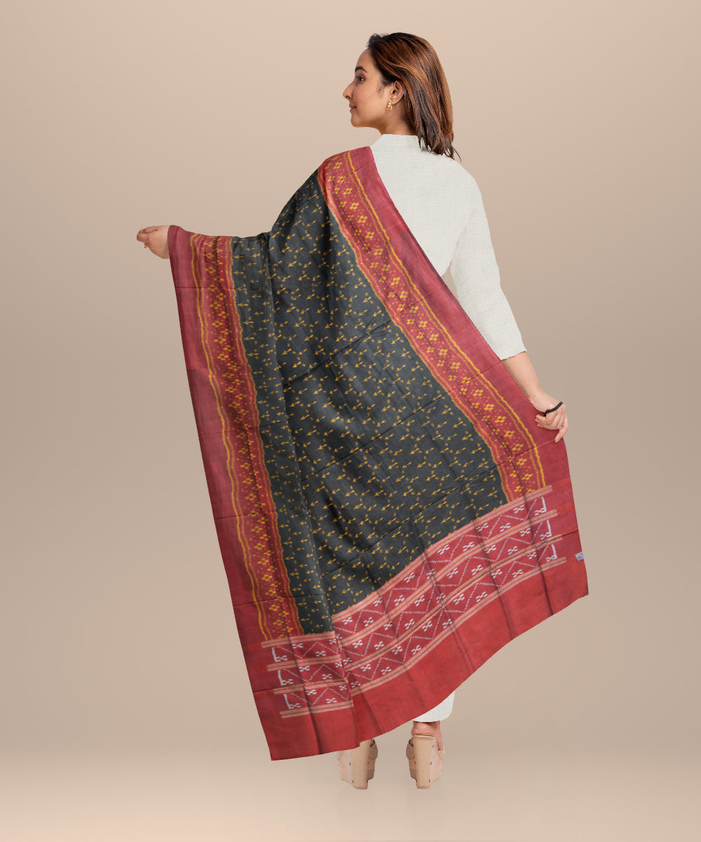 Black maroon silk handloom sambalpuri dupatta