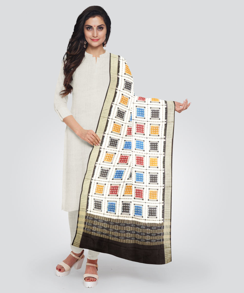 White black silk handloom sambalpuri dupatta