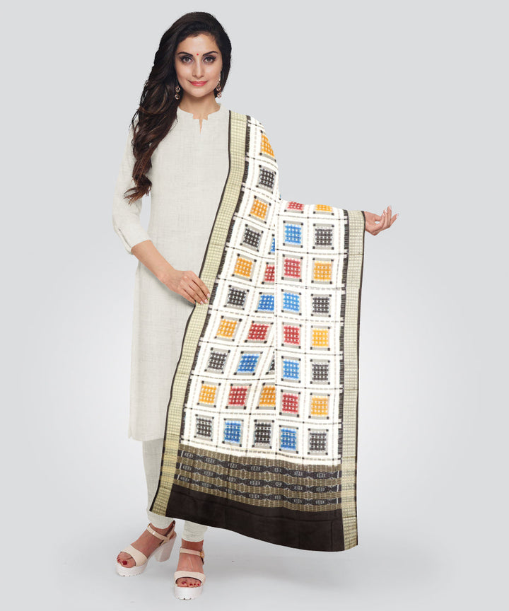 White black silk handloom sambalpuri dupatta