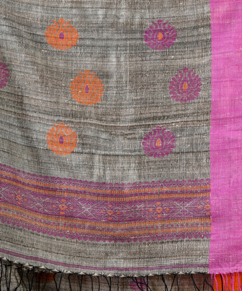 Grey pink ghicha hand jamdani with ganga jamuna border saree