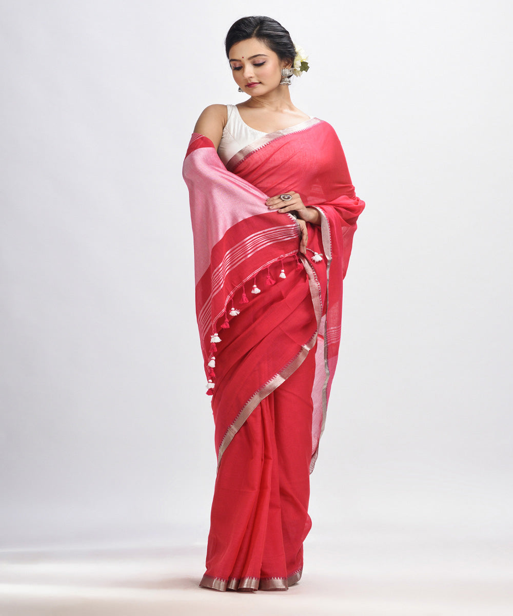 Red handloom cotton bengal saree with zari pallu border