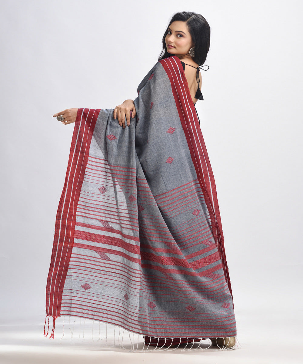 Grey maroon handwoven cotton bengal saree