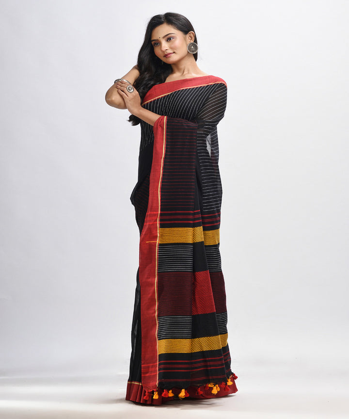 Black red handwoven cotton bengal saree