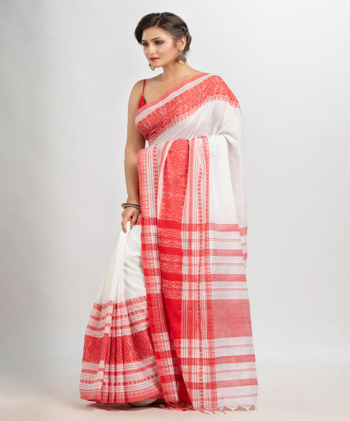 White red handloom cotton begampuri saree