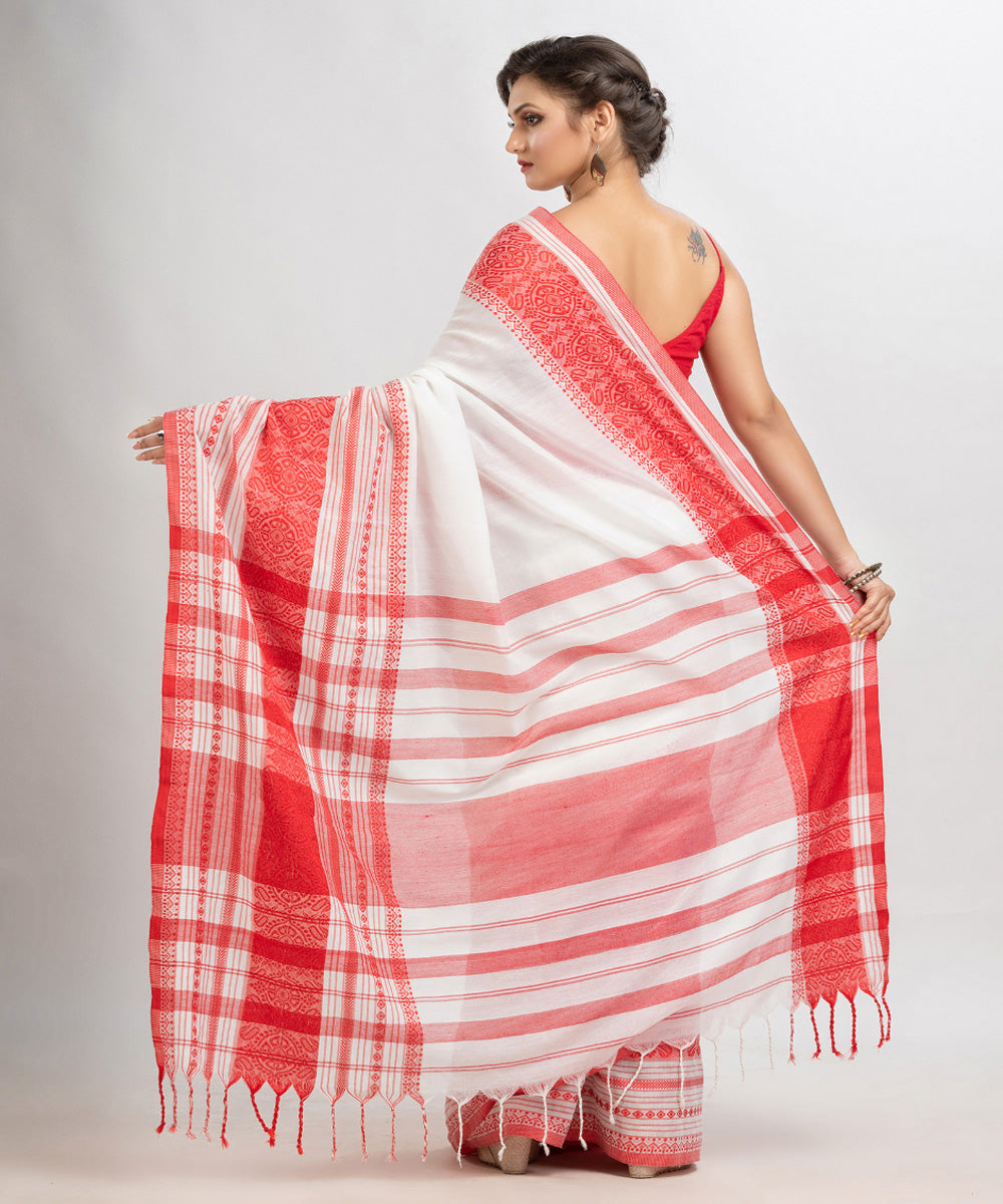 White red handloom cotton begampuri saree