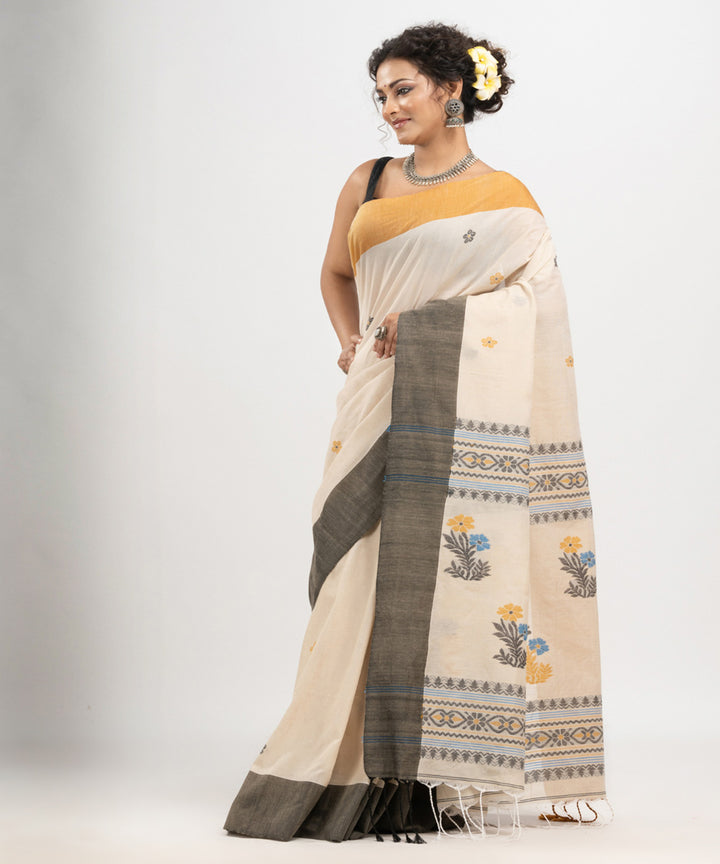 Off white cotton ganga jamuna broder handloom jacquard saree