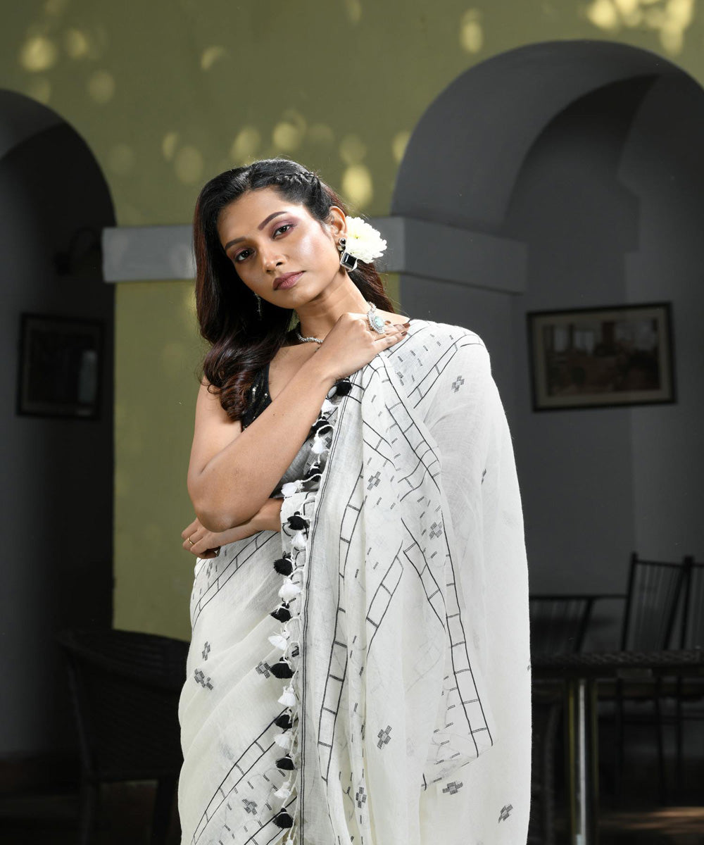 White handloom bengal linen saree