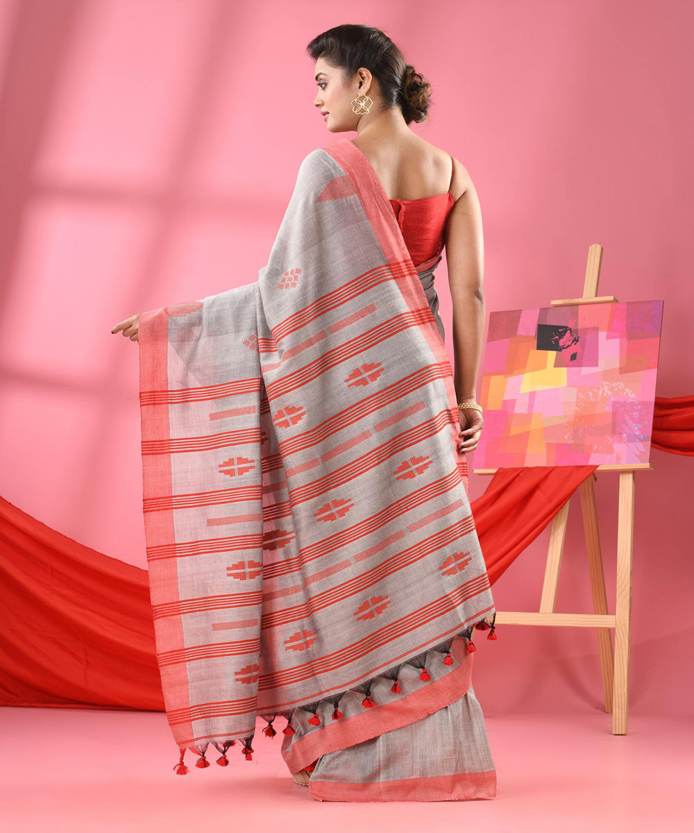 Light grey handloom bengal cotton saree